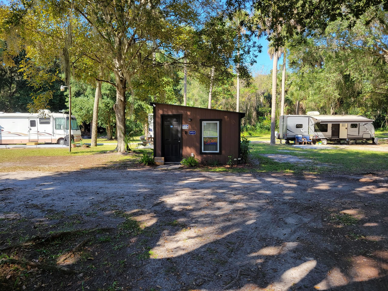 Office at Citra Royal Palm RV Park