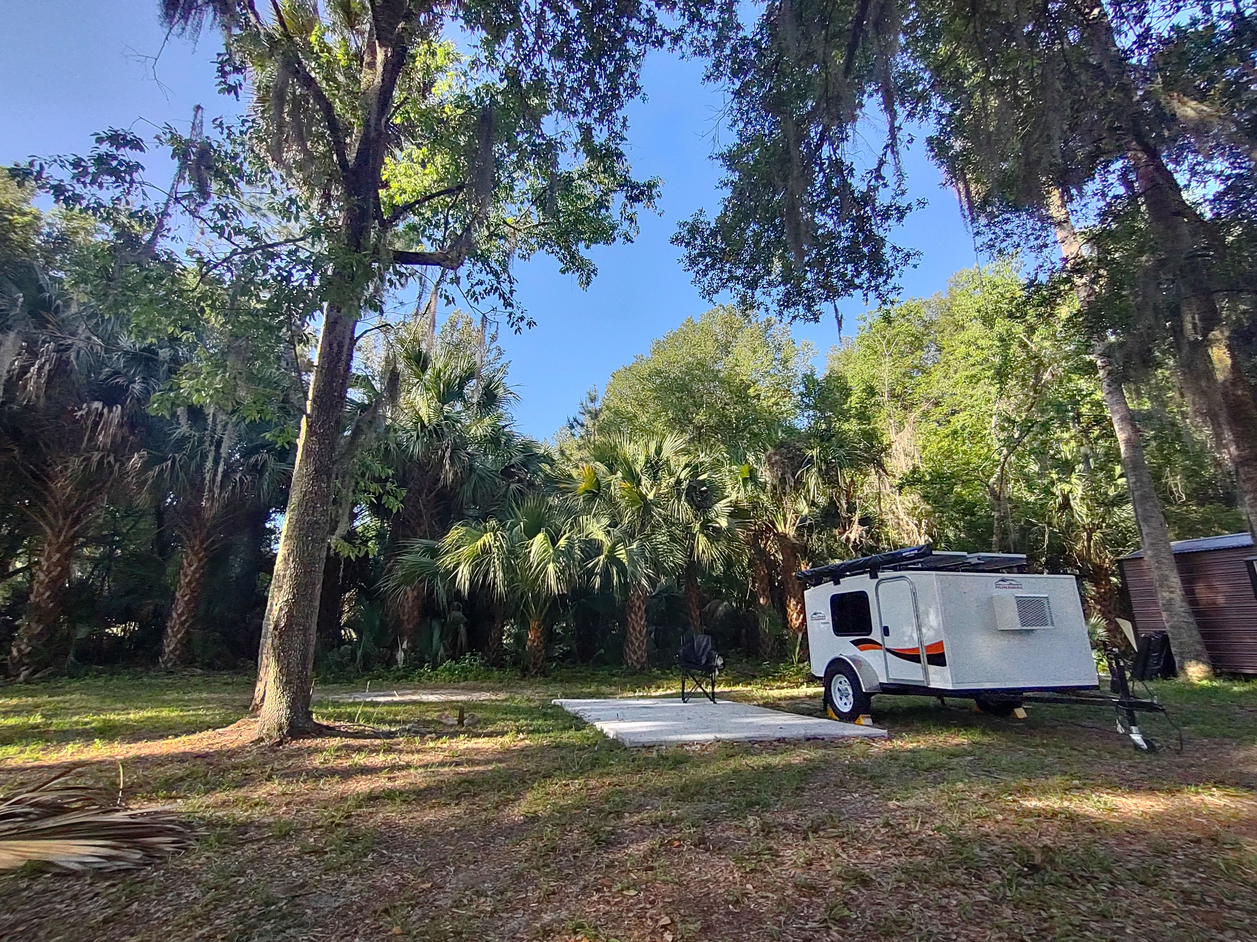 Runaway Camper Staying at Gators Tiny Home Community